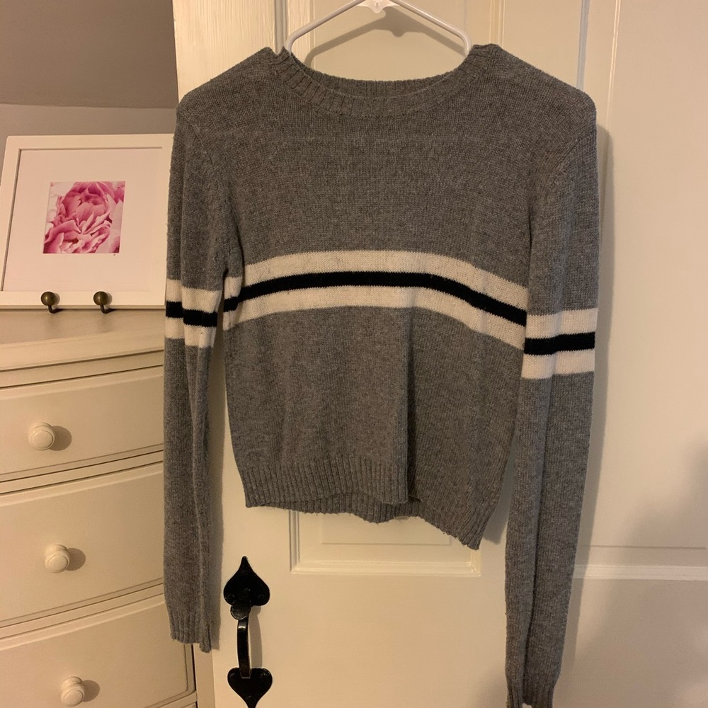 brandy melville cropped sweater